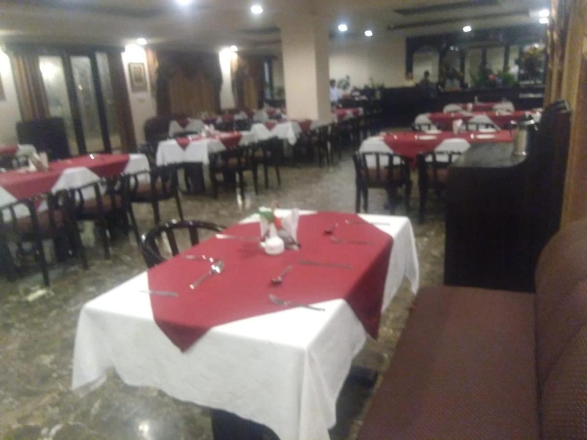 Hotel Rudra Continental Rudrapur Exterior foto